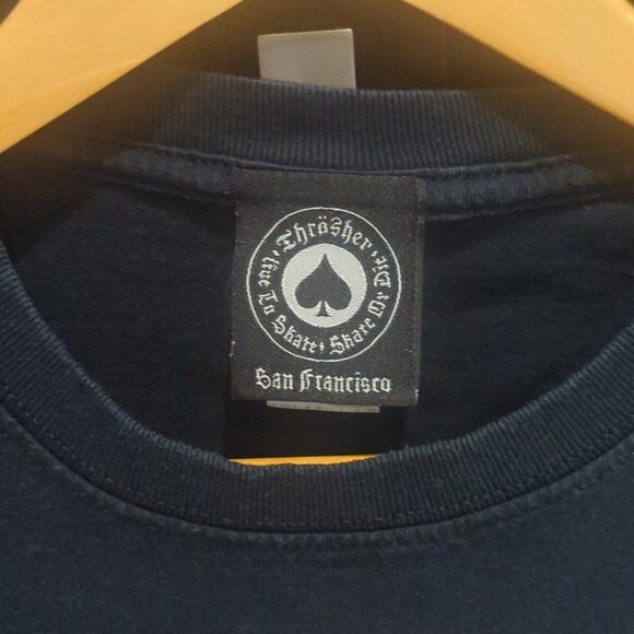 Unisex Thrasher Skateboard T shirt - Size Small Great Condition - Picture 4 of 6